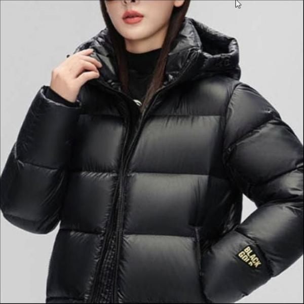 여성 숏패딩 아우터 블랙 트렌디 포인트 겨울 보온 점퍼