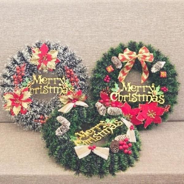 풍성하고 걸기편한 크리스마스 원형 리스 포토존 문장식 문트리 벽트리 크리스마스 건물 문트리 화환 데코