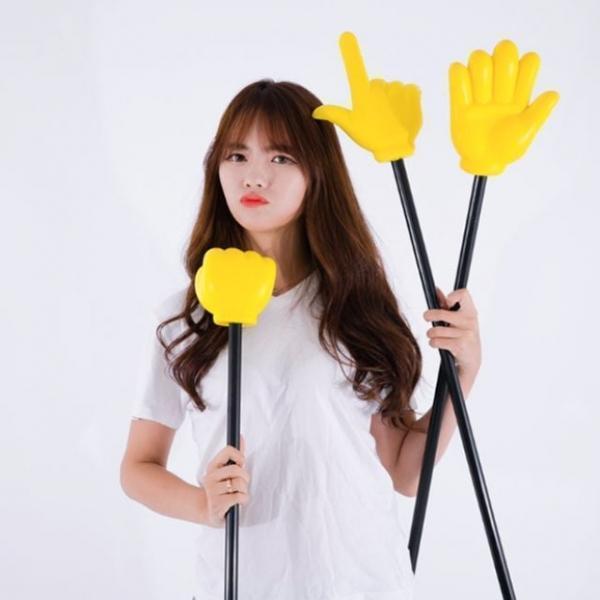 스펀지지시손 대 가위바위보 지시봉 크리스마스 축제 크리스마스 지시봉 가위바위보