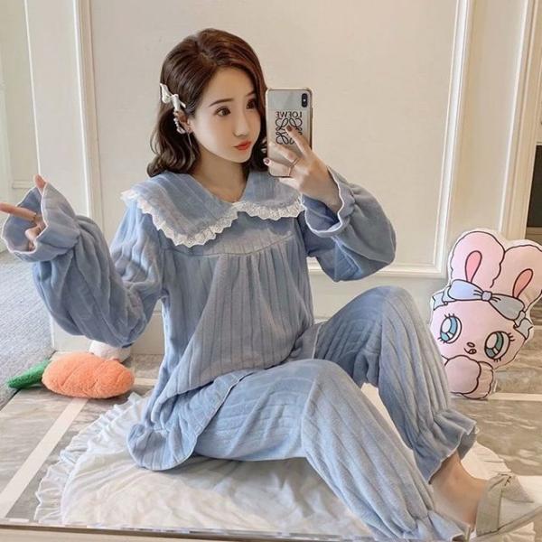 포근한 겨울용 코지 홈웨어 투피스