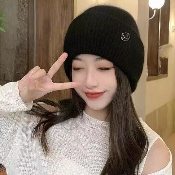 포근한 엠비슨 안감 양털 니트 모자