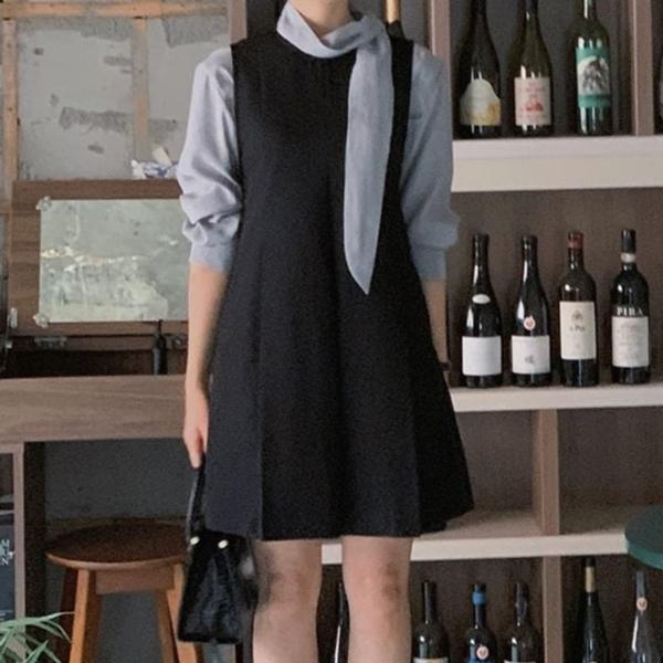 핀턱 레이어드 라운드넥 나시 원피스