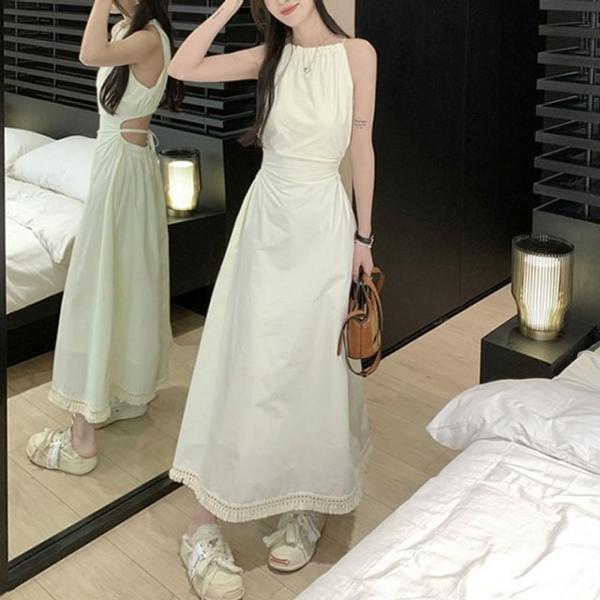 홀터넥 시크 포인트 허리트임 롱 드레스