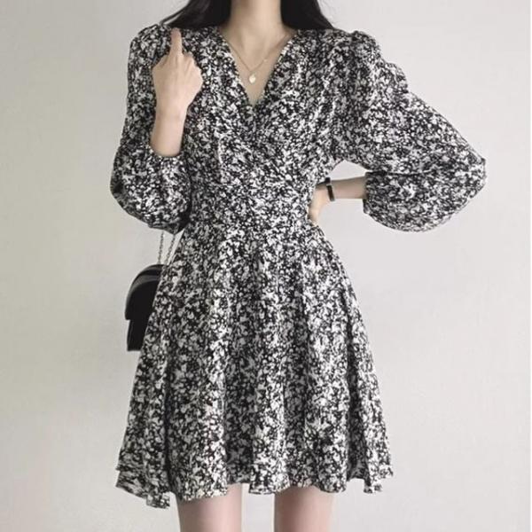 페미닌 꽃무늬 플레어 랩 미니 원피스