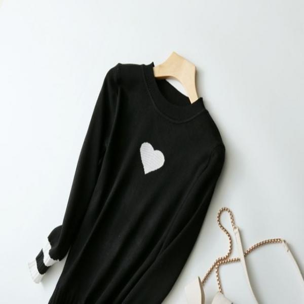 F44096 러블리 하트 슬림 간절기 라운드 니트 긴팔티