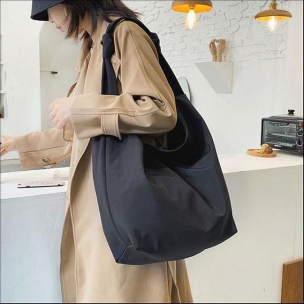 여성 보부상가방 숄더백 매듭 포인트 데일리 가방 2색