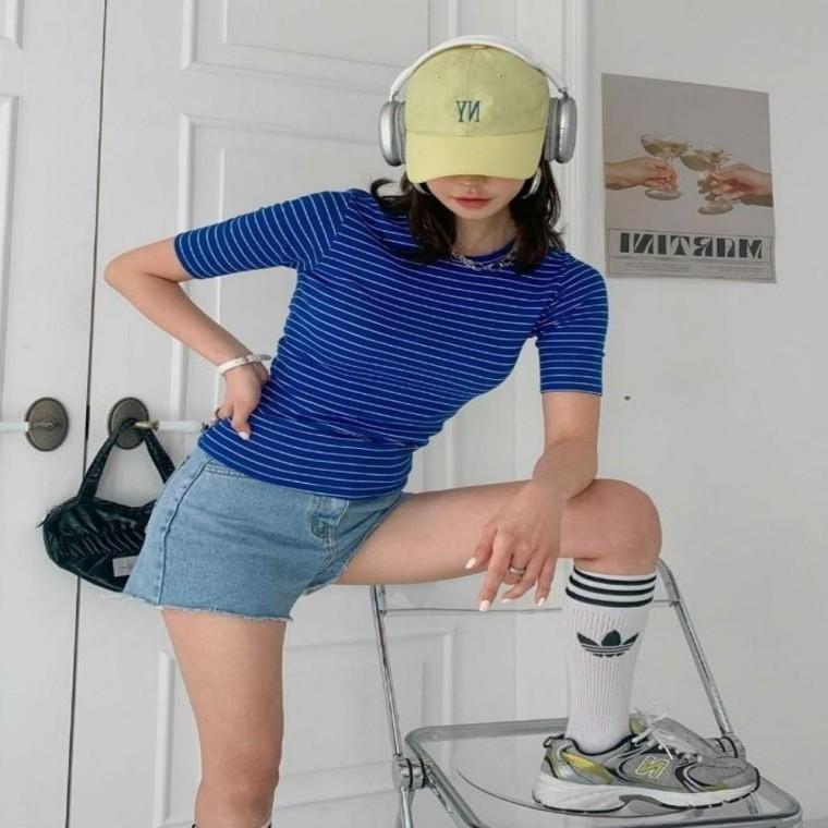 여성 5컬러 차분한 일상 스트라이프 쫀쫀 숏소매 골지티셔츠