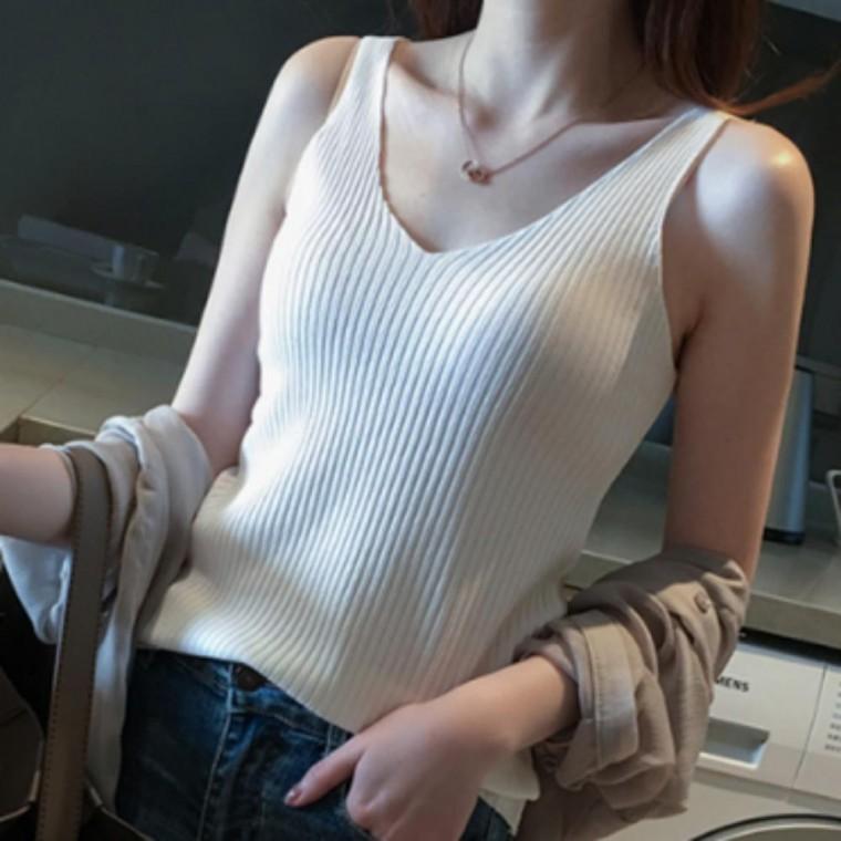 여성 브이넥 골지 슬림핏 나시 간절기 민소매 티셔츠