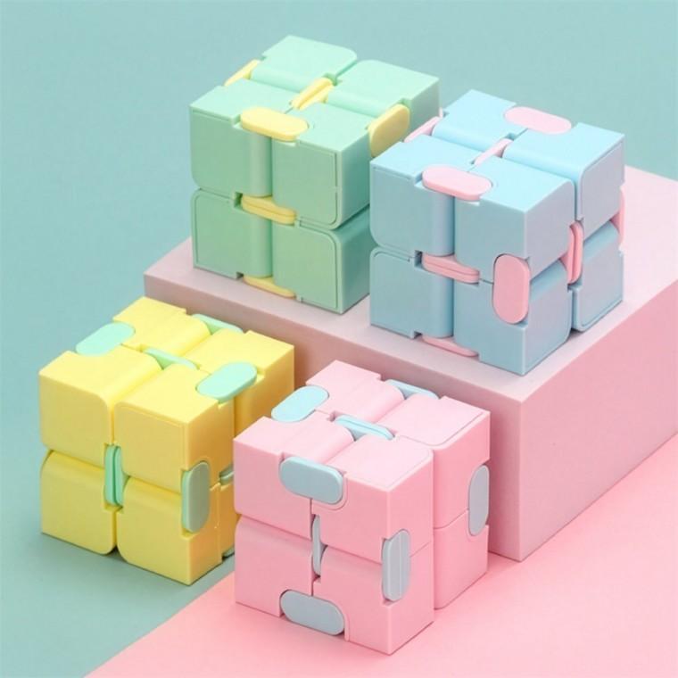 인피니티 큐브 스트레스해소법 완구 피젯토이