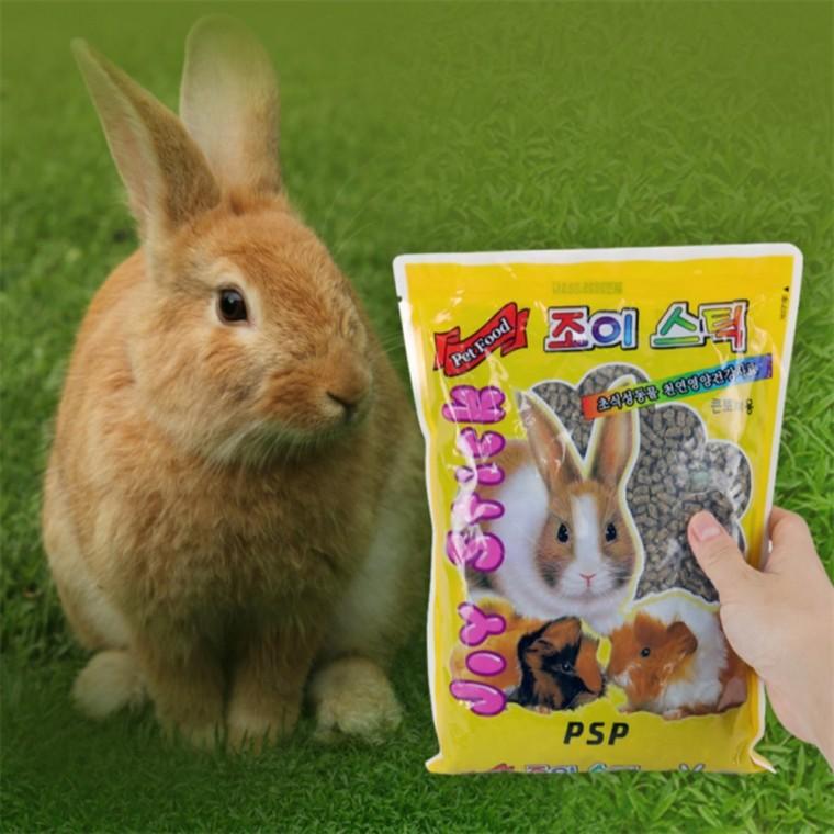 토끼사료 초식동물사료 큰토끼용 730g 토끼용품 토끼먹이 조이스틱토끼