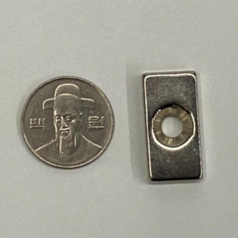 1개 3x1.5 나사 구멍 원형 자석 초강력 네오디움 사라 홀 피트 볼트 메모 고정 자석