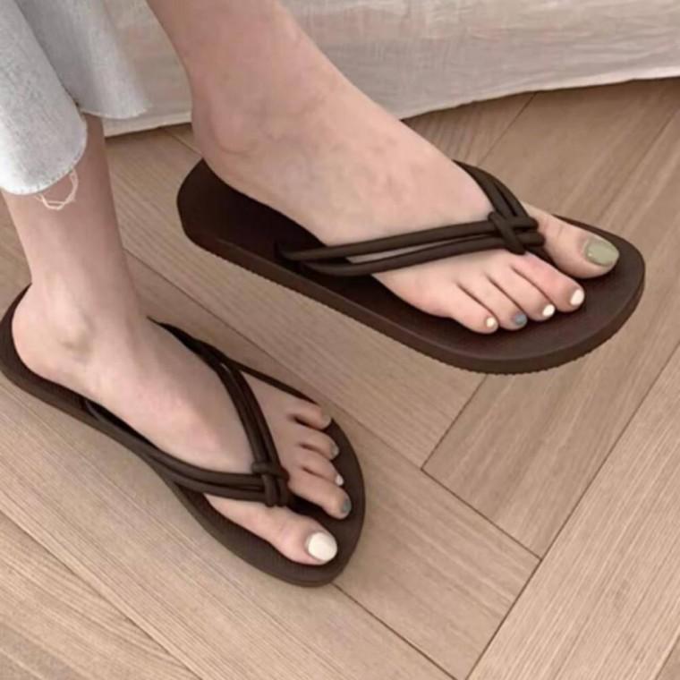쪼리 스트랩 슬리퍼 꼬임 비치샌들 스트랩 여성 쪼리 여름 패션