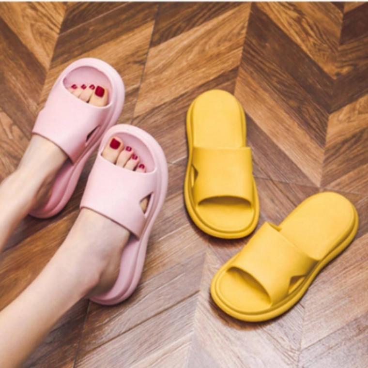 가벼운 슬리퍼 실내화 거실화 발편한 남녀공용 여름 키높이 쿠션 4cm