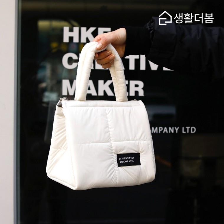 생활더봄 스퀘어 핸디 패딩 미니 보온 보냉백 캠핑 피크닉 쿨러 손잡이 도시락 가방 2컬러