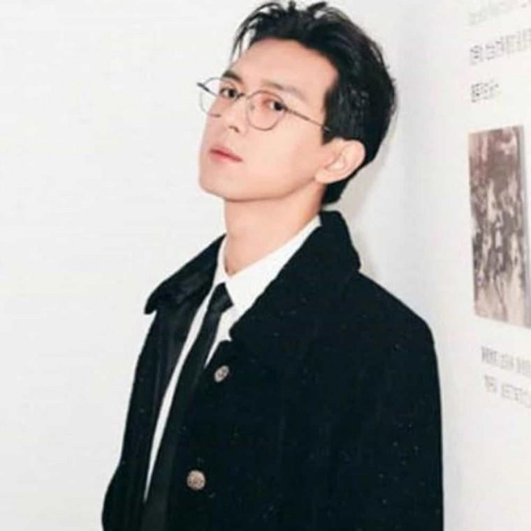가벼운 남여공용 패션 안경 라운드 남여공용 둥근 안경 안경테 무테 반뿔테