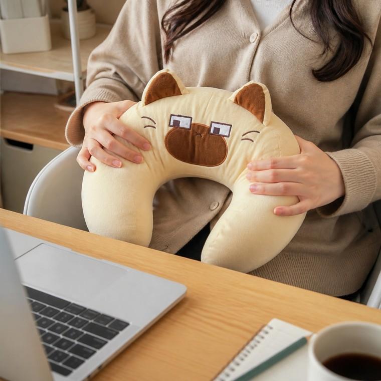 고양이 캐릭터 U자 목쿠션 목베개 목지지 부드러운 휴식용 책상앞 낮잠용