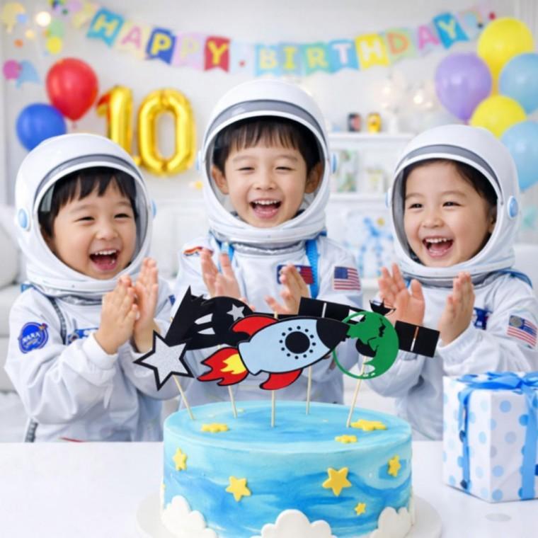케이크토퍼 실용적인 -우주공간