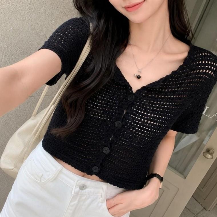 2컬러 펀칭 반팔니트 짜임 여름룩 일상 경량 반팔 니트티