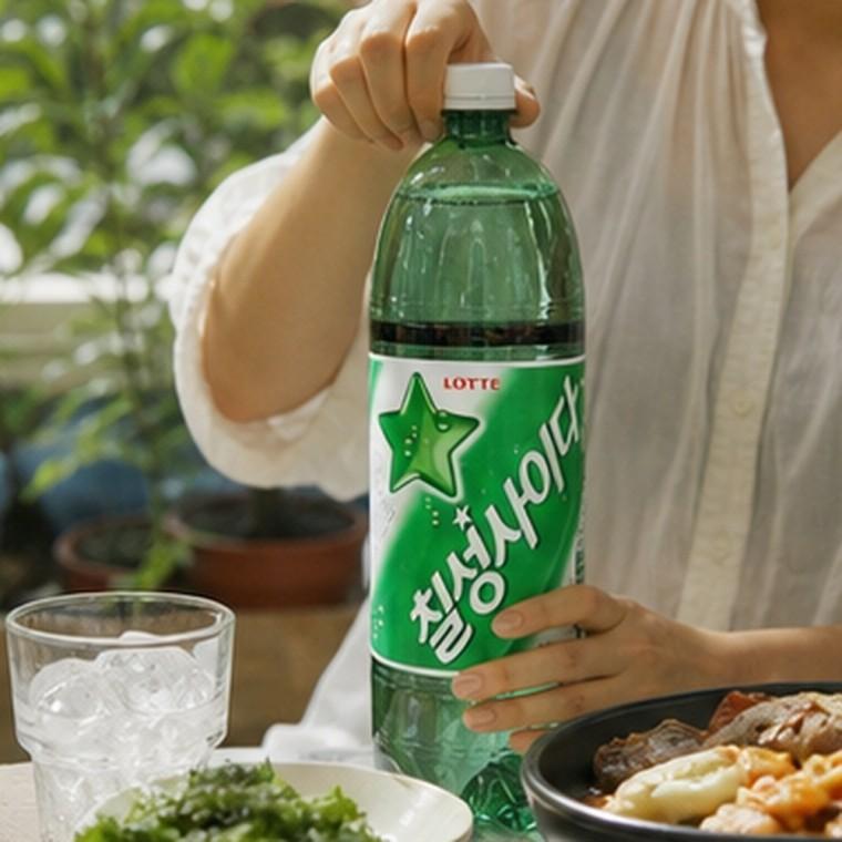 탄산음료 1 5L 대용량 냉장보관용 시원한 사이다 음료수 식사곁들임용