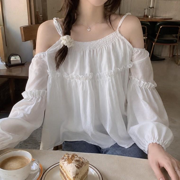 오프숄더 프릴 블라우스 여성 여리여리 루즈핏 데이트룩 여름 카페룩