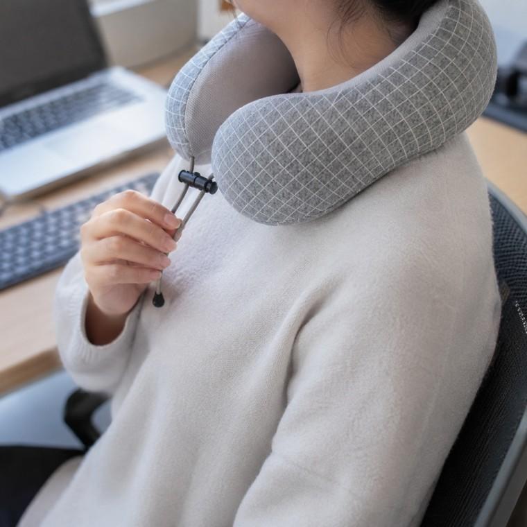 메모리폼 목쿠션 사이즈조절 커버분리 세탁가능 차량 사무실 여행 그레이