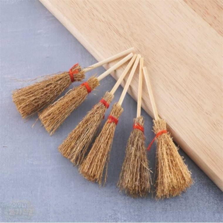 할로윈소품 할로윈장식 카페할로윈장식 마녀빗자루