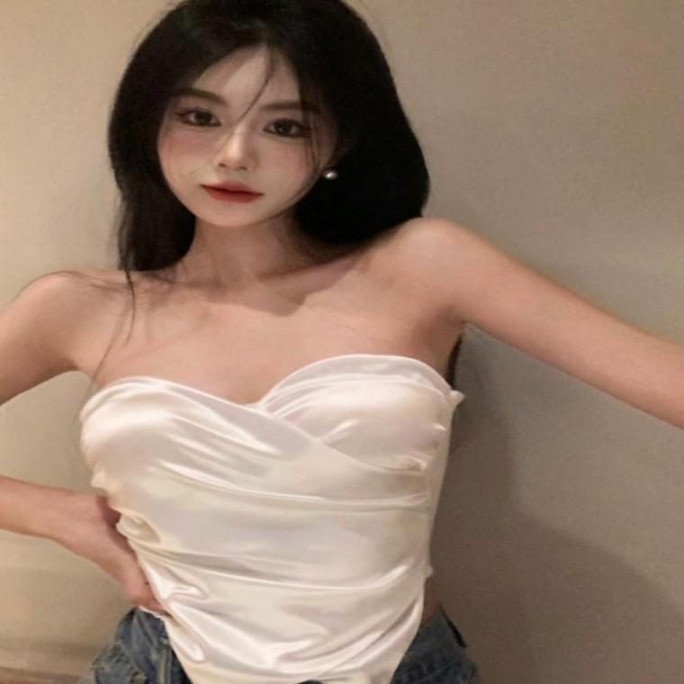 2컬러 로맨틱 로맨틱블라우스 페미닌 오프숄더 뒷허리밴딩 하트 블라우스