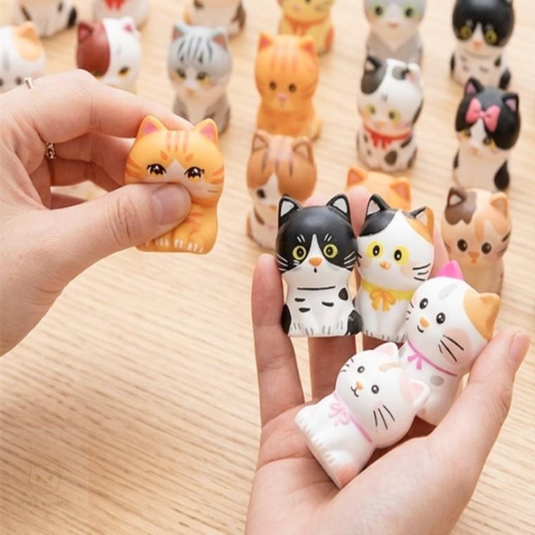 고양이 랜덤 스퀴시 뿌시기 크런치