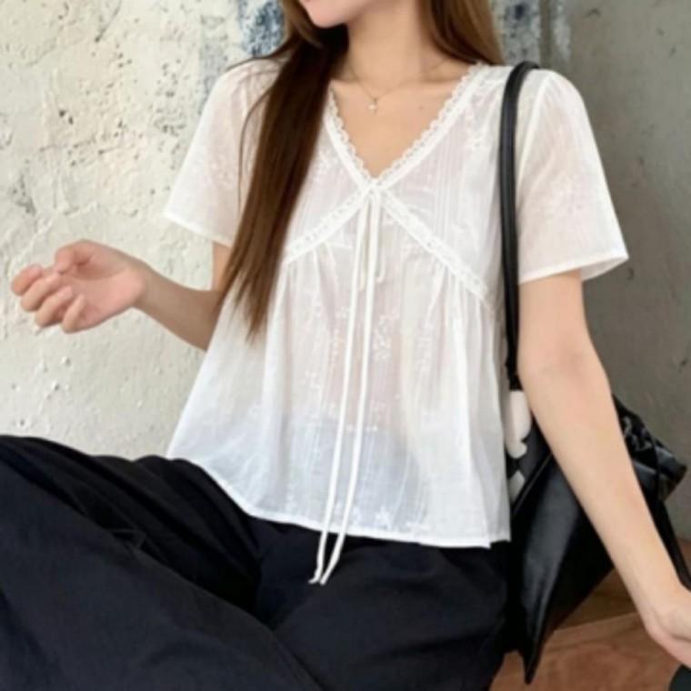 썸머룩 화이트 스트링 레이스자수 반팔 블라우스 셔츠 남방 하객룩 데이트룩 오피스룩