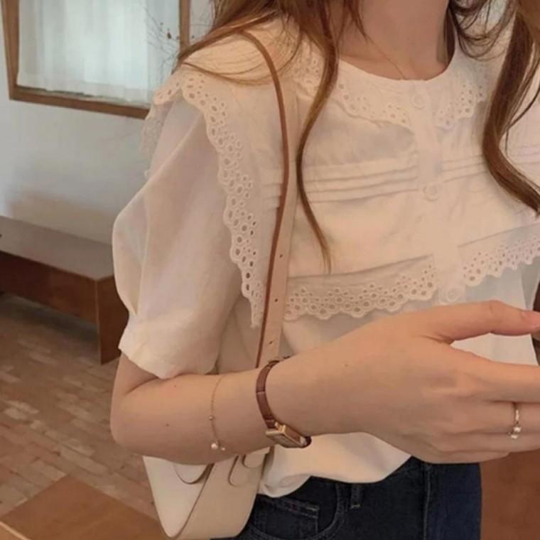 여성 러블리 반팔 티셔츠 루즈핏 빅카라 스퀘어 블라우스