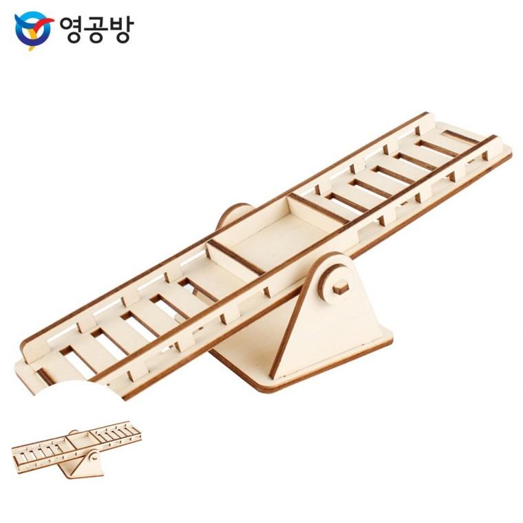 햄스터장난감 골든햄스터하우스 고슴도치집 햄스터은신처 고슴도치하우스 햄스터 놀이터 시소