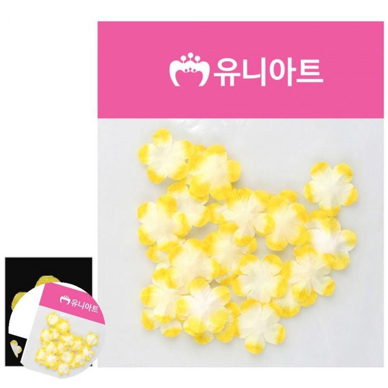 어린이집환경구성 미니조화꽃 가짜꽃 컬러조화꽃잎 인조조화 싸리꽃 흰색 노랑