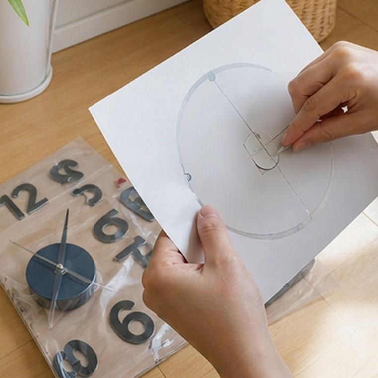 저소음 DIY 점착식 실버 벽시계 시간 확인 벽면 인테리어 포인트