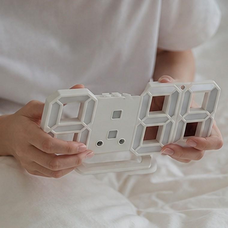 3D 무소음 LED 벽시계 자동 밝기 조절 알람 날짜 온도 표시