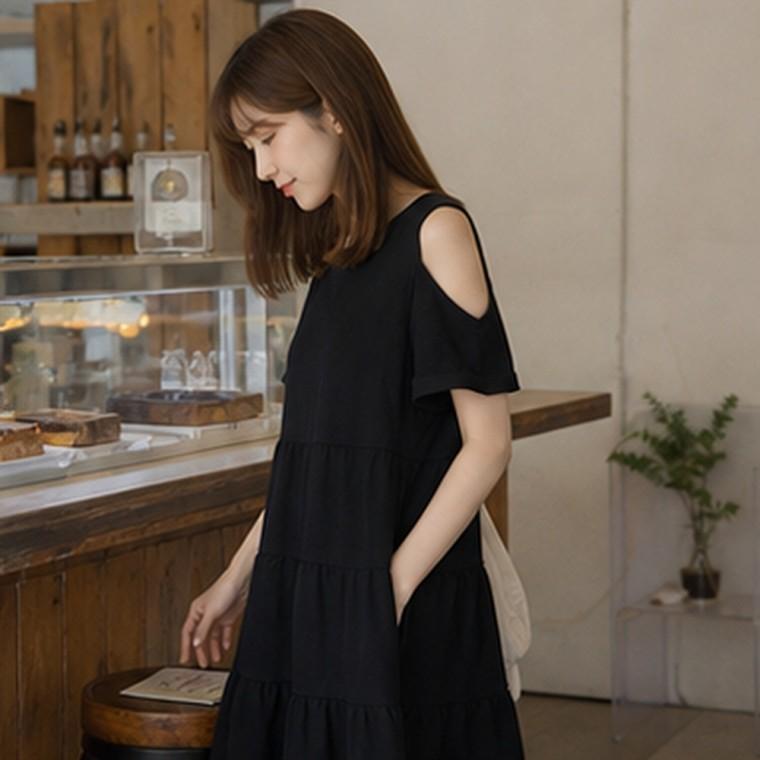 여성 오프숄더 어깨 트임 A라인 원피스 블랙 데일리 외출