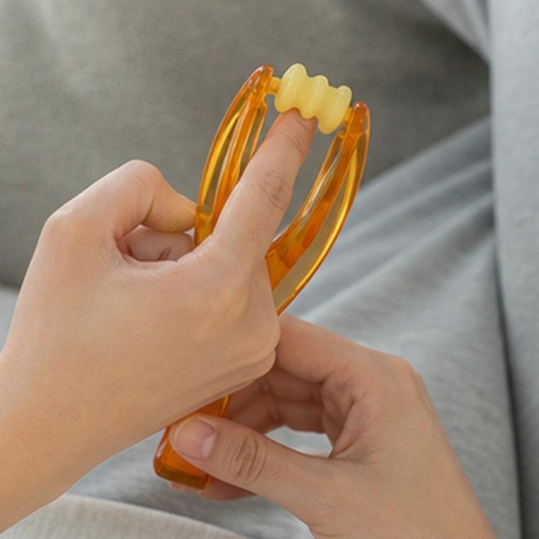 손가락 롤러 마사지기 360도 회전 지압 휴대형 15cm 1P 색상 랜덤
