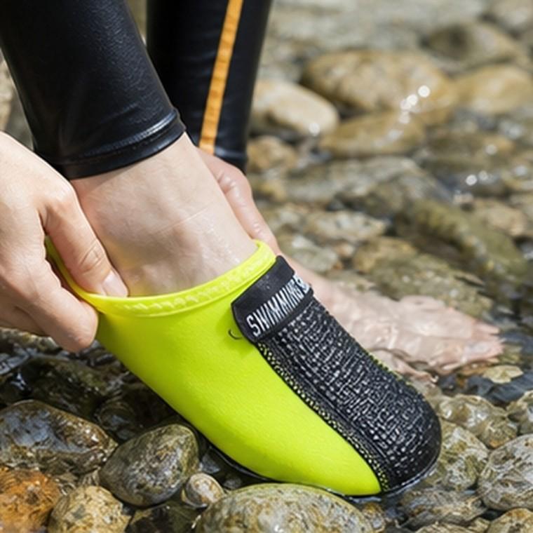 워터슬림슈즈 미끄럼방지 초경량 물놀이 수영장 해변 SWIMMING SHOES