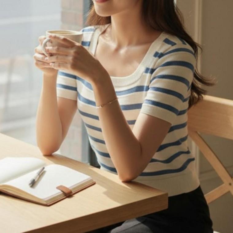 여성 여름 반팔 단가라 스퀘어넥 스트라이프 니트 티셔츠