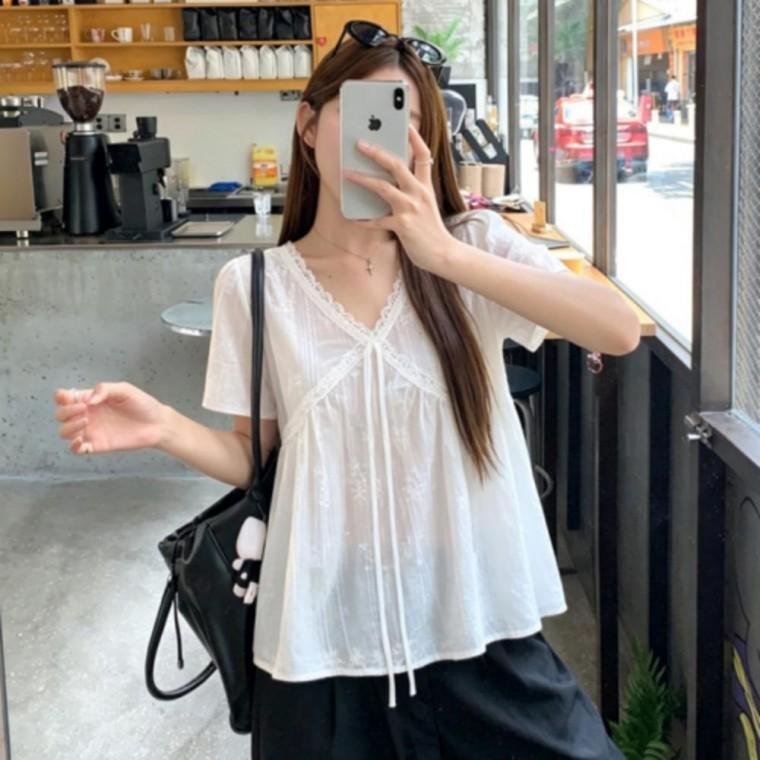 여성 여름 반팔 프릴 브이넥 레이스 자수 블라우스