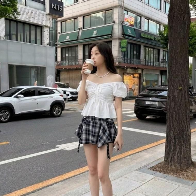 블라우스 여리핏 오프 숄더 리본 페미닌룩 데일리룩 데이트룩 캐주얼룩 여성 의류