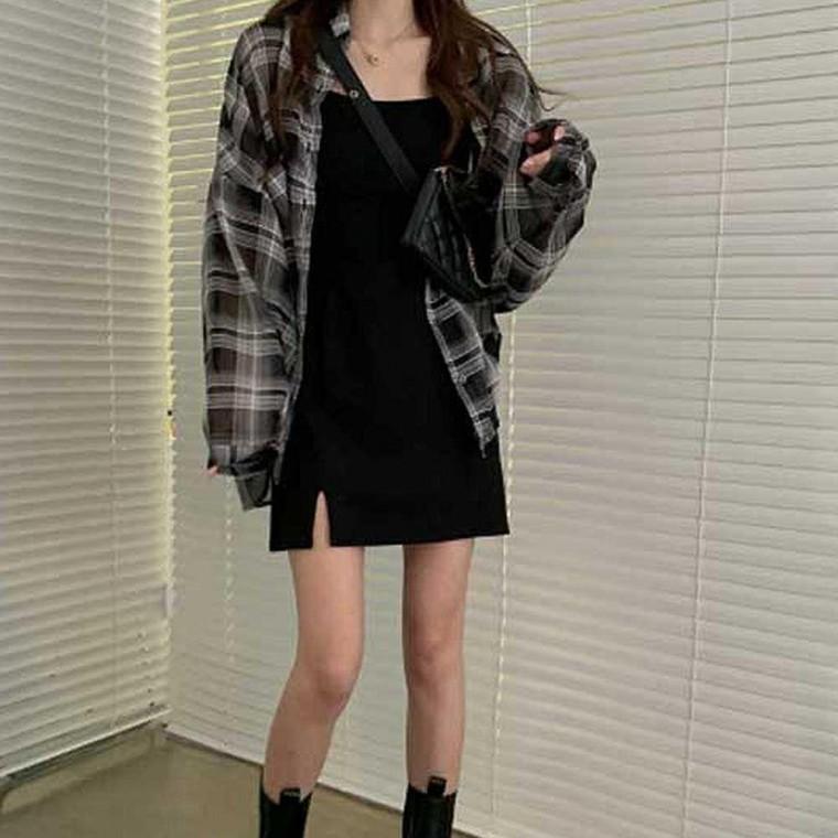 여자 20대 코디 루즈핏 체크 남방 끈나시 원피스 세트