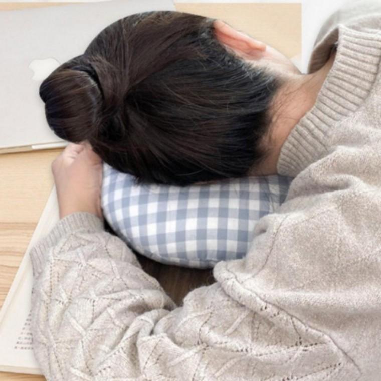 수면 베개 노인 환자 구멍 옆잠귀 목베개 귀눌림 방지 속베개