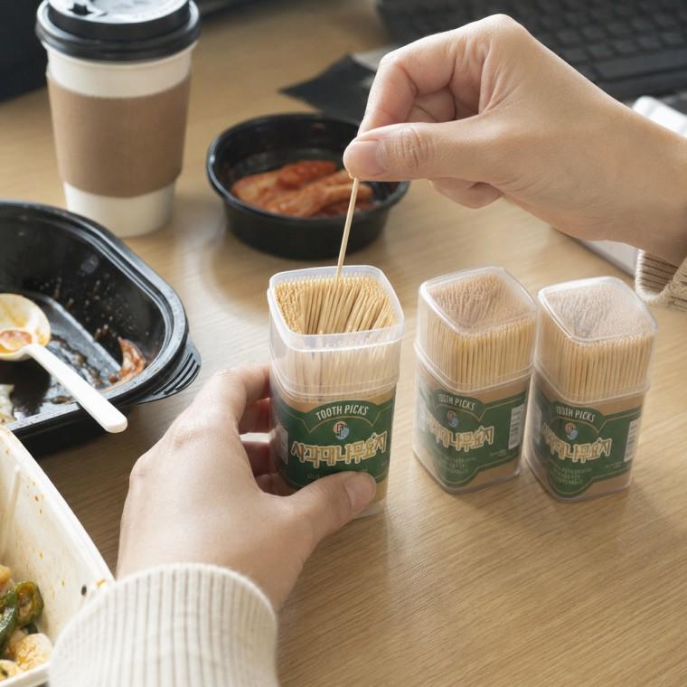 대나무 이쑤시개 사각통 3통 얇고 단단한 치간 이물질 제거용 비닐포장