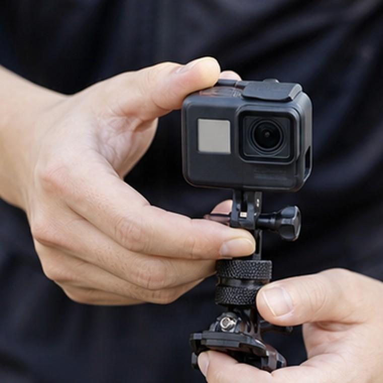 액션캠 알루미늄 360도 회전 연결 어댑터 톱니 기어 블랙 5.8cm 2.1cm