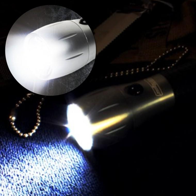 고급 파우치 포함 5 와트 LED 손전등 휴대용