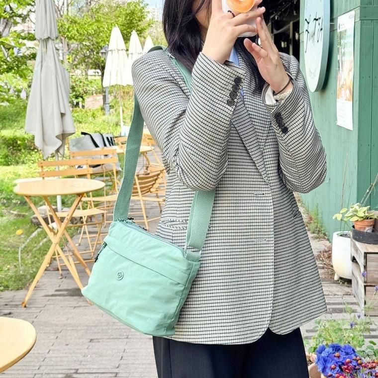 캐주얼 패브릭 크로스 여성 경량 모던 데일리백