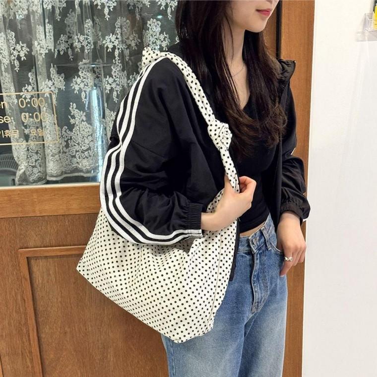 땡땡이 데일리 숄더백 모던 캐주얼 쇼퍼백 여성