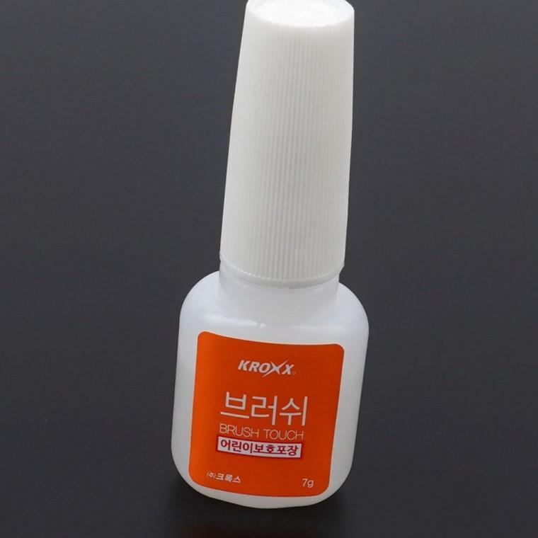 강력본드 브러쉬순간접착제 작업 브러시 강력접착제 세밀 도포 공작 손쉬운 정밀 펜형 7g