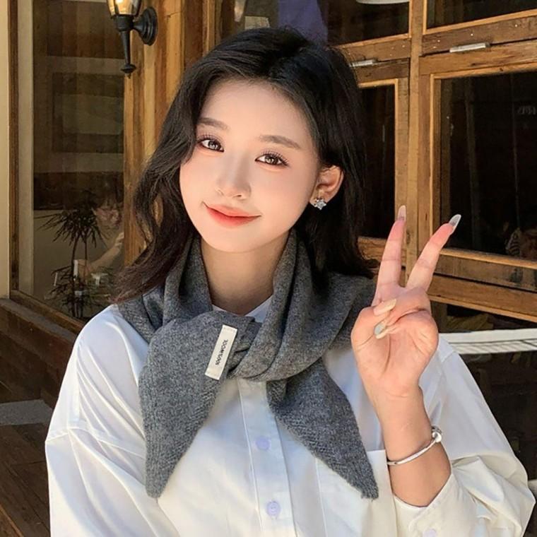 여자 외출 패션 방한 아이템 울 소재 삼깍 쁘디 스카프 머플러 목도리 니트 남녀 여성