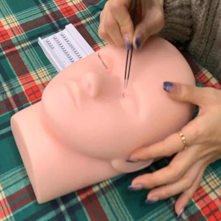 속눈썹 메이크업 연습용 실리콘 얼굴 마네킹 화장연습 두상마네킹 실리콘얼굴 머리마네킹 메이크업연습